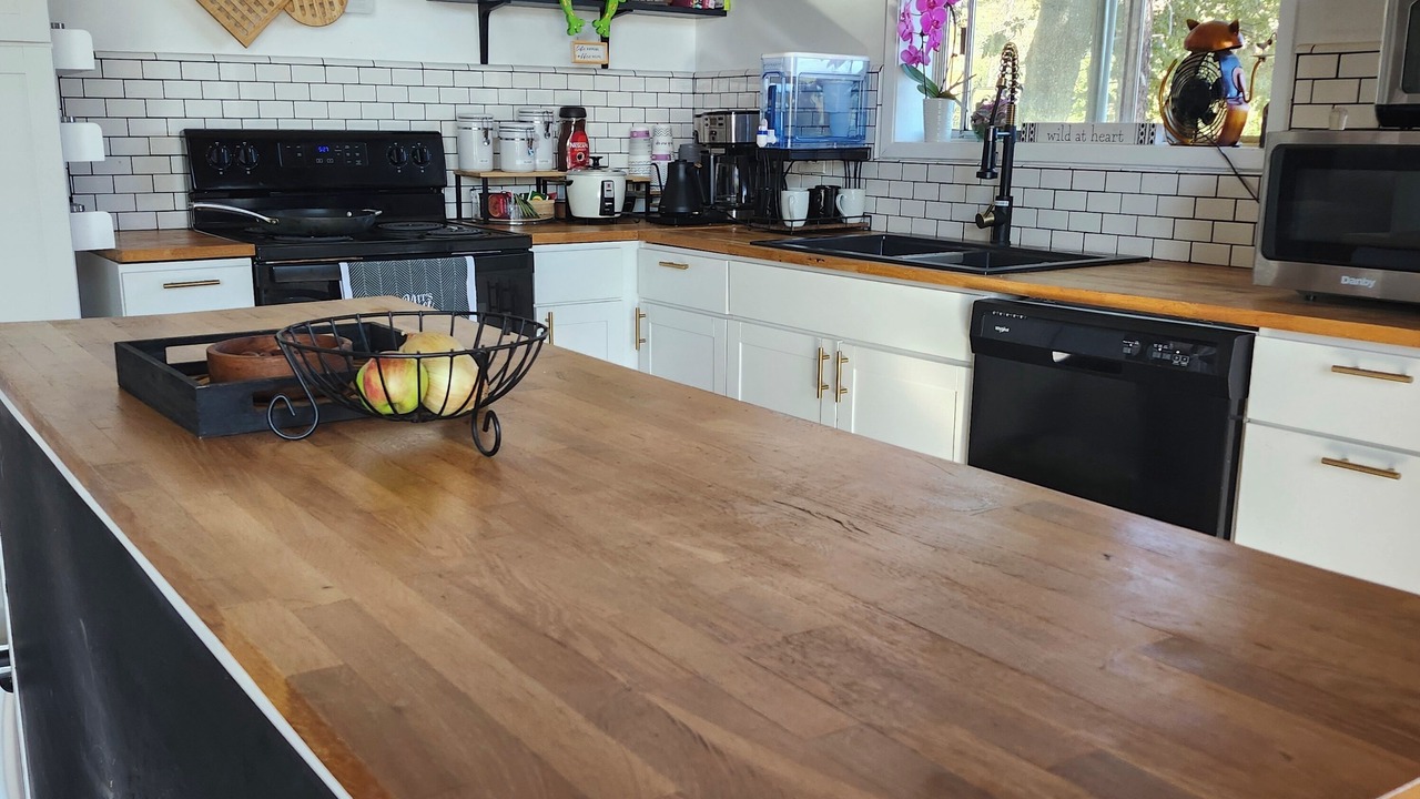Photo of Kitchen in Cascadel Woods
