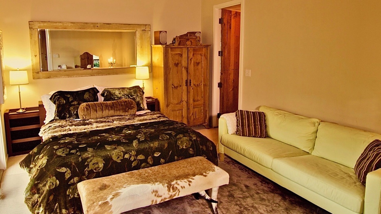 Photo of Bedroom in Santa Rosa