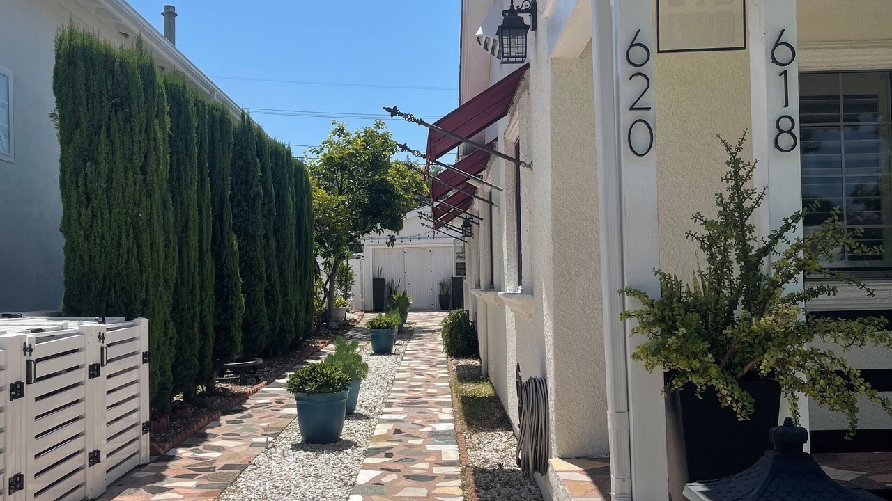 Photo of Outdoor in Burbank