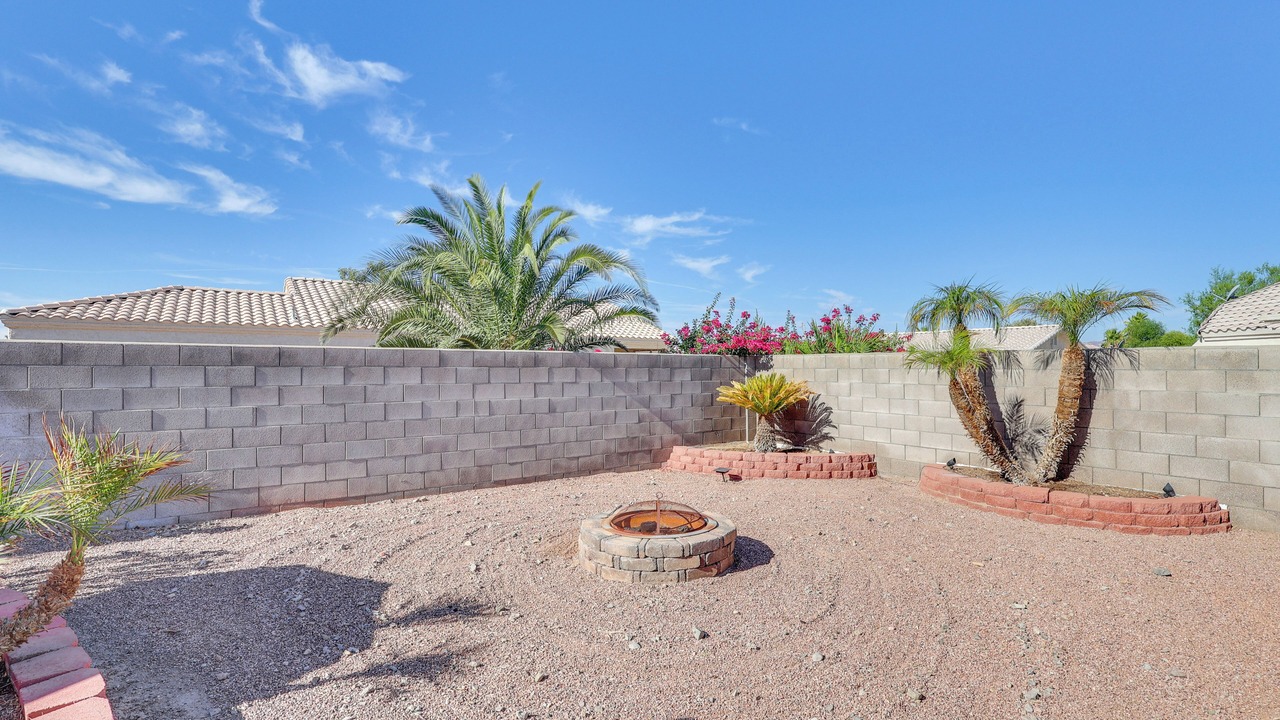 Photo of Others in Fort Mohave