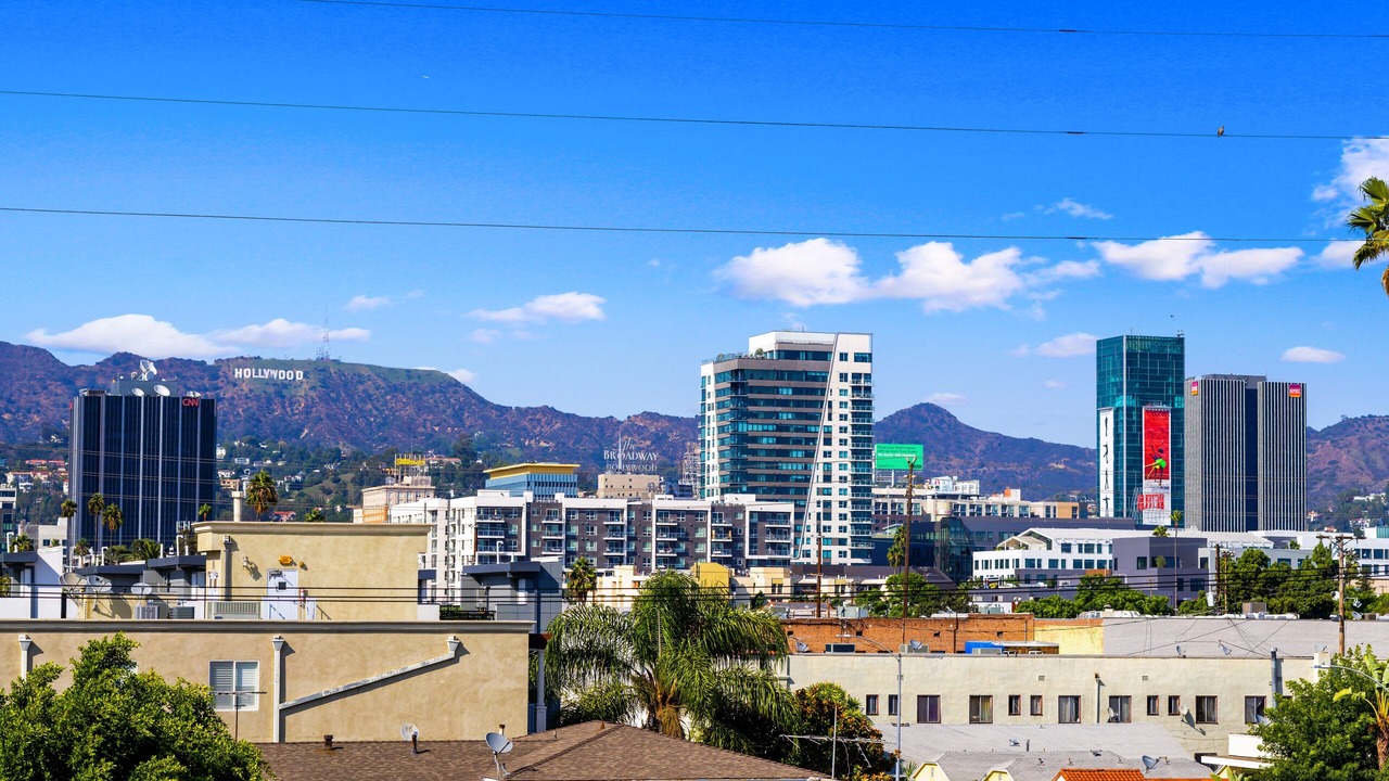 Photo of Others in Hollywood