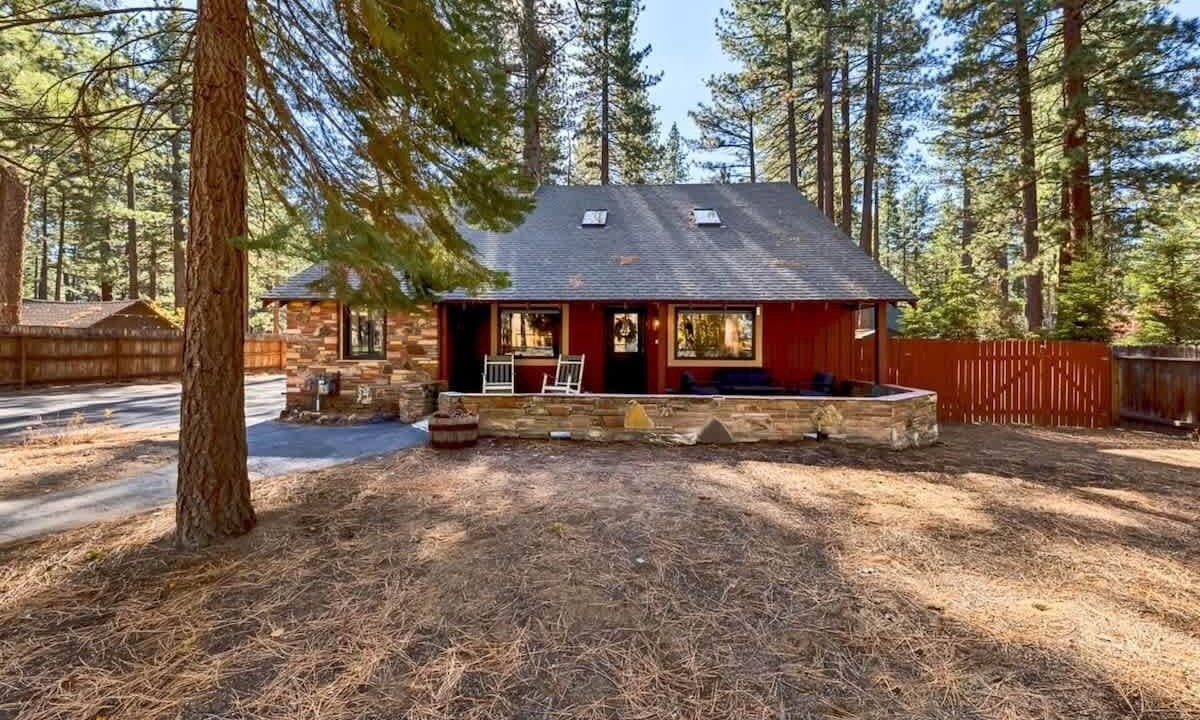 Photo of Outdoor in Al Tahoe