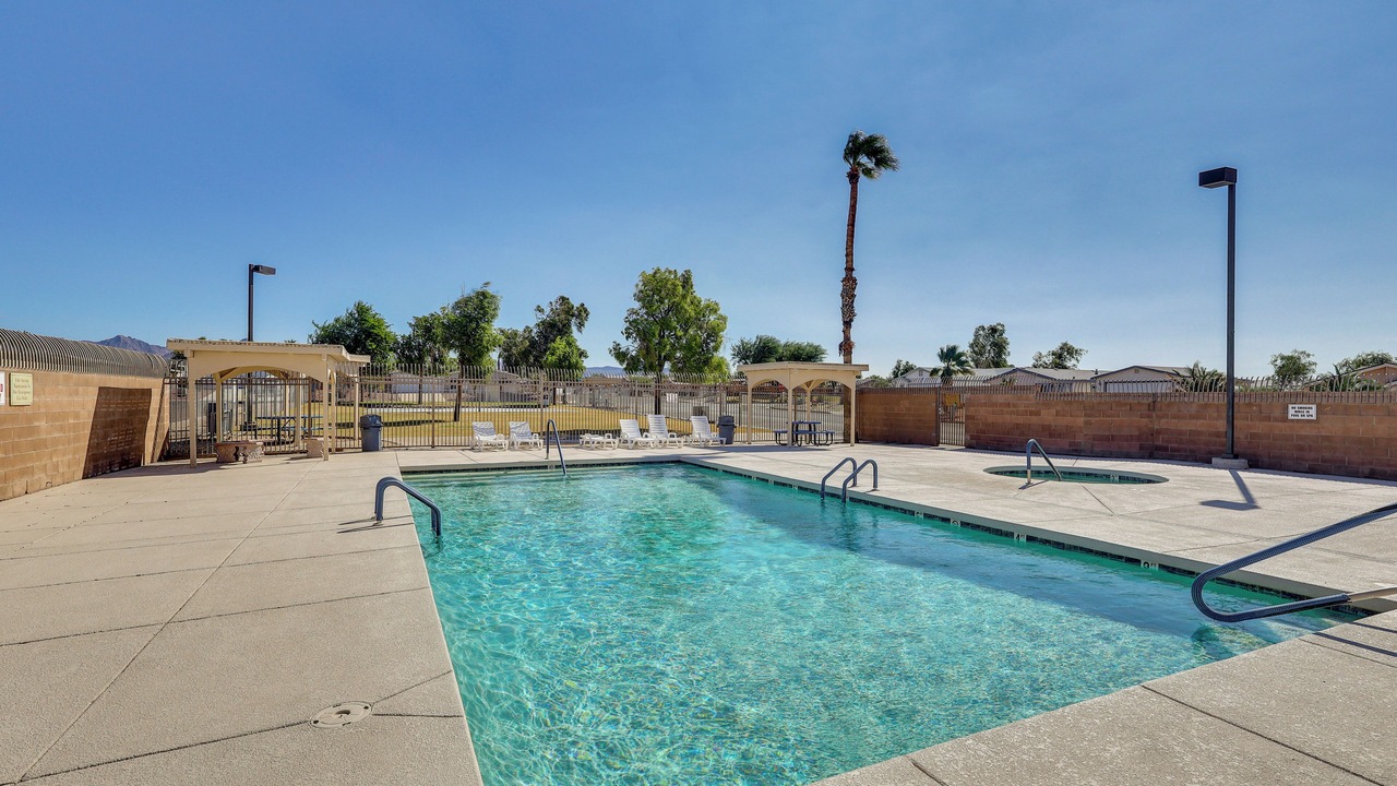 Photo of Others in Fort Mohave