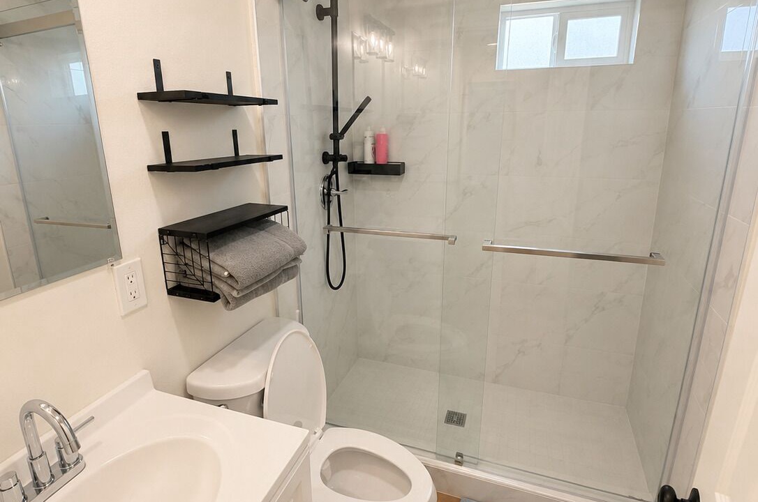 Photo of Bathroom in Southeast Anaheim
