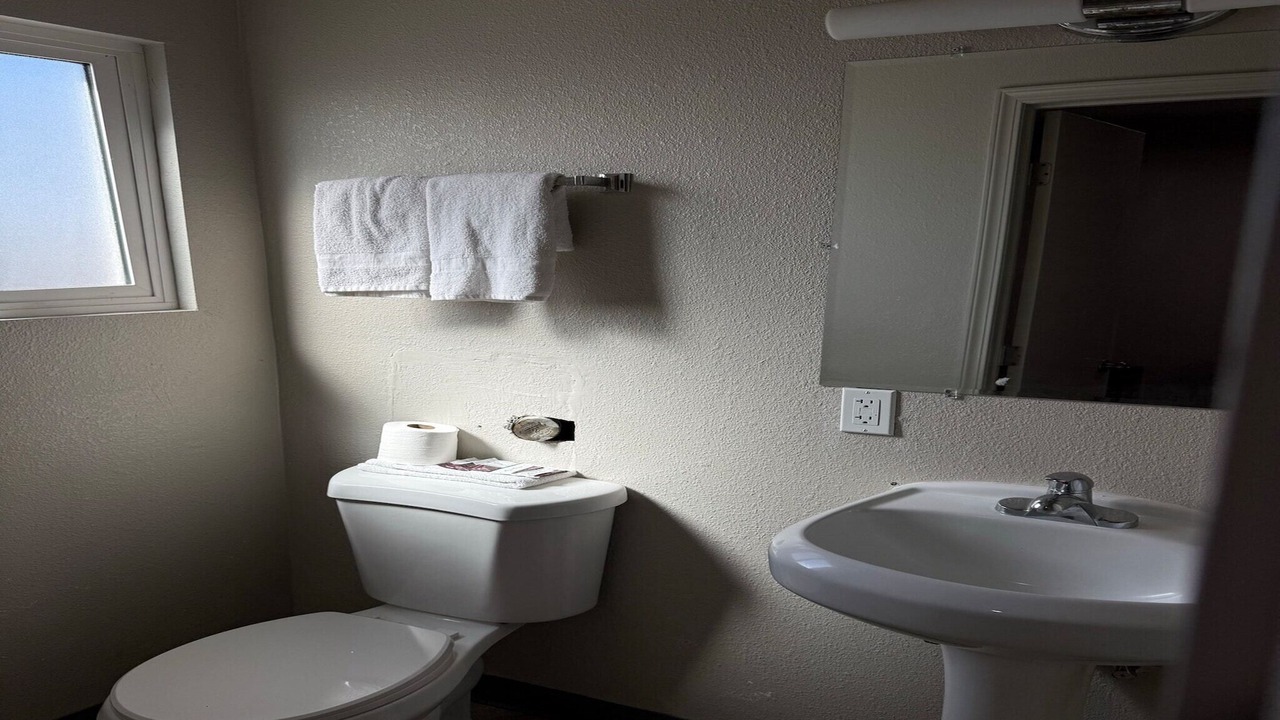 Photo of Bathroom in Lincoln Acres
