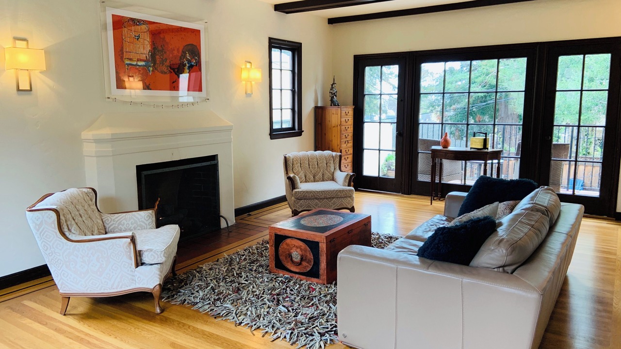 Photo of Livingroom in Easton Addition