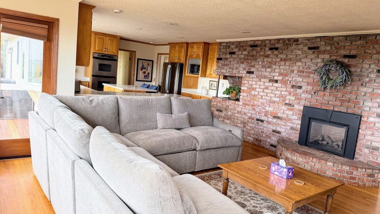 Photo of Livingroom in McKinleyville