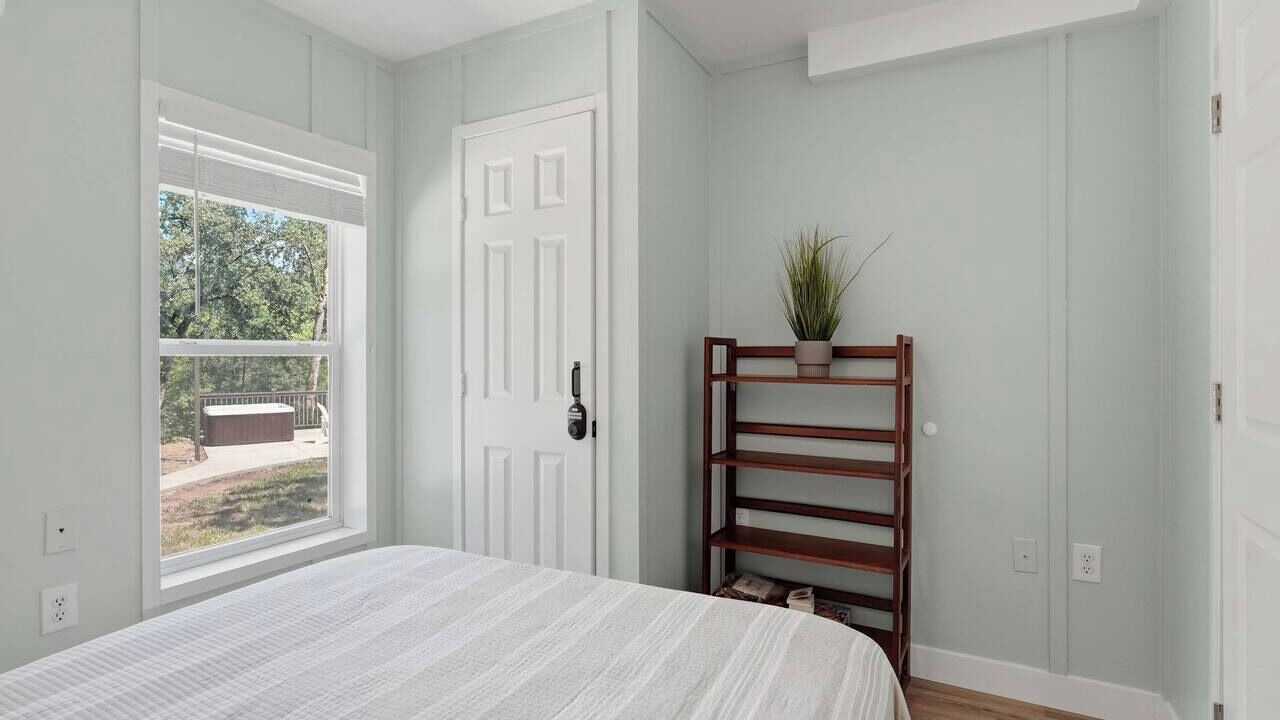 Photo of Bedroom in North Fork