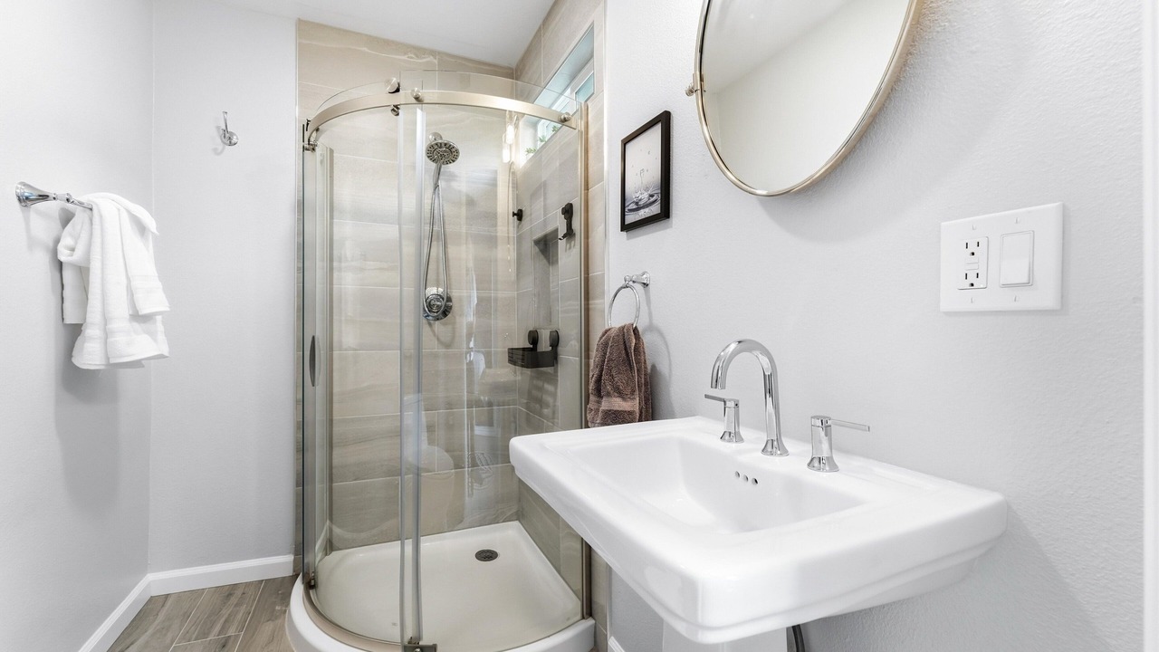 Photo of Bathroom in Old Towne