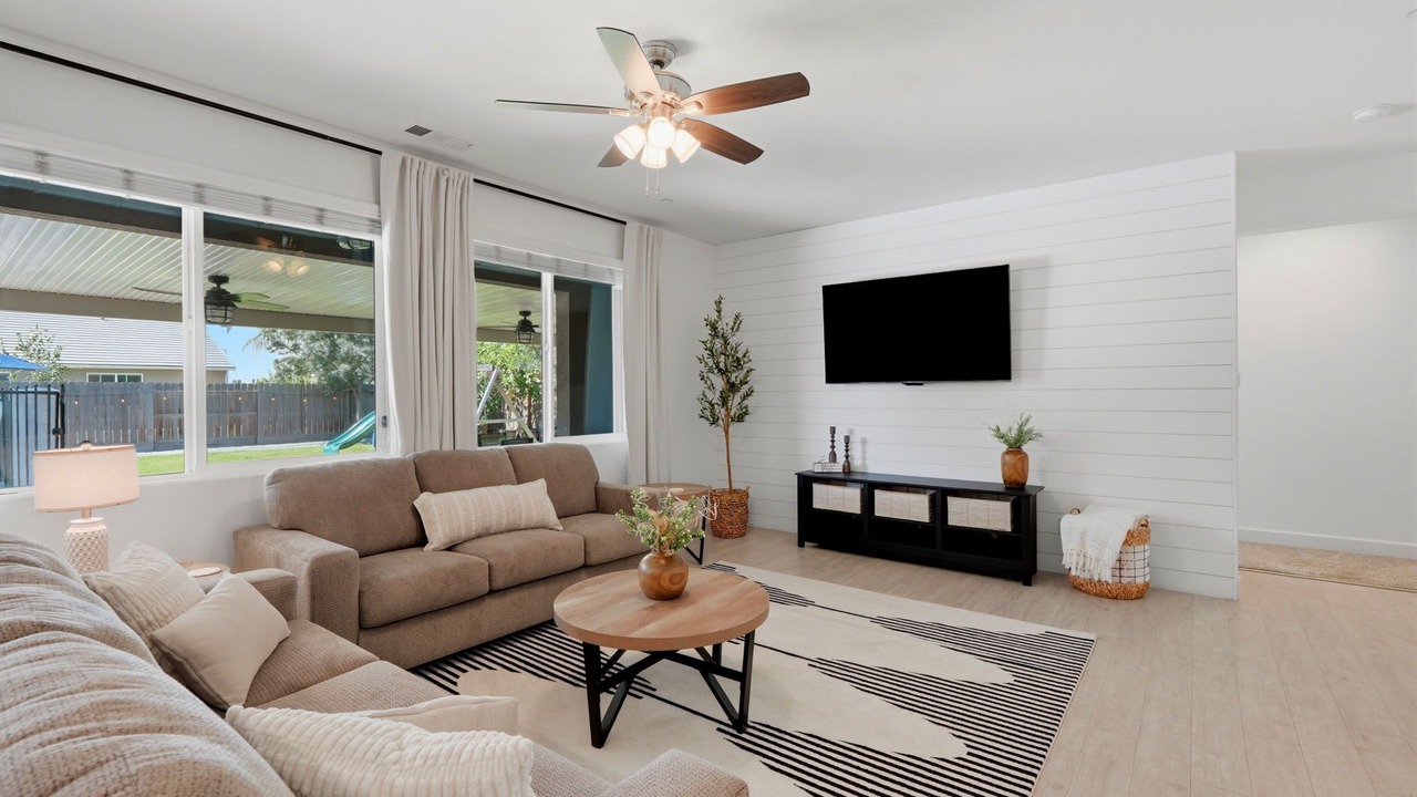 Photo of Livingroom in Visalia