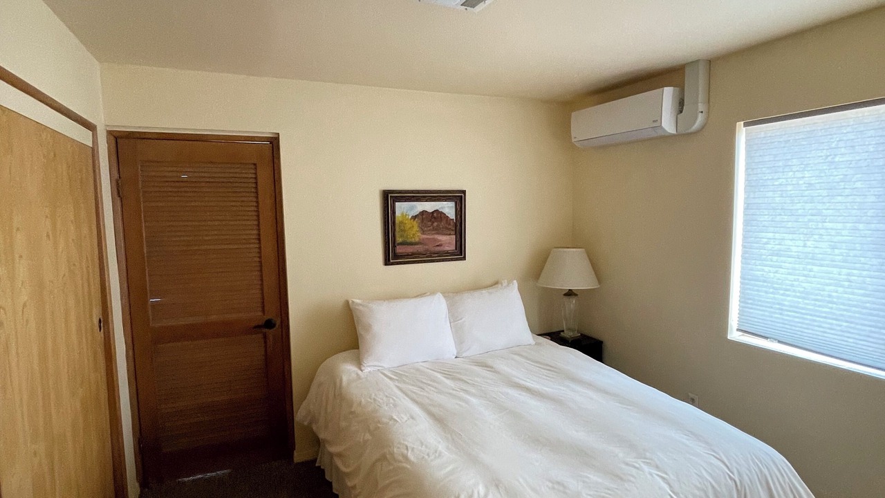 Photo of Bedroom in Frazier Park