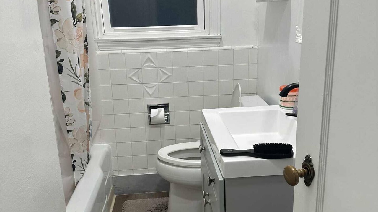 Photo of Bathroom in East Sacramento