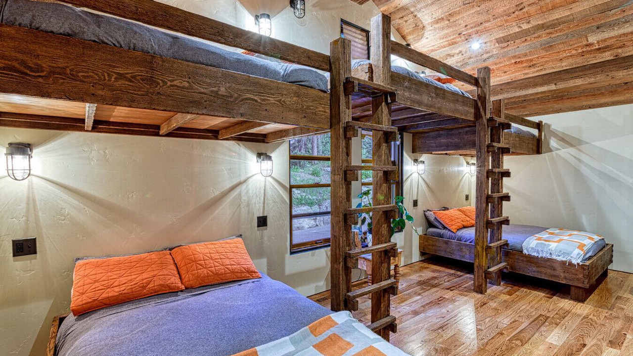 Photo of Bedroom in Tahoe City