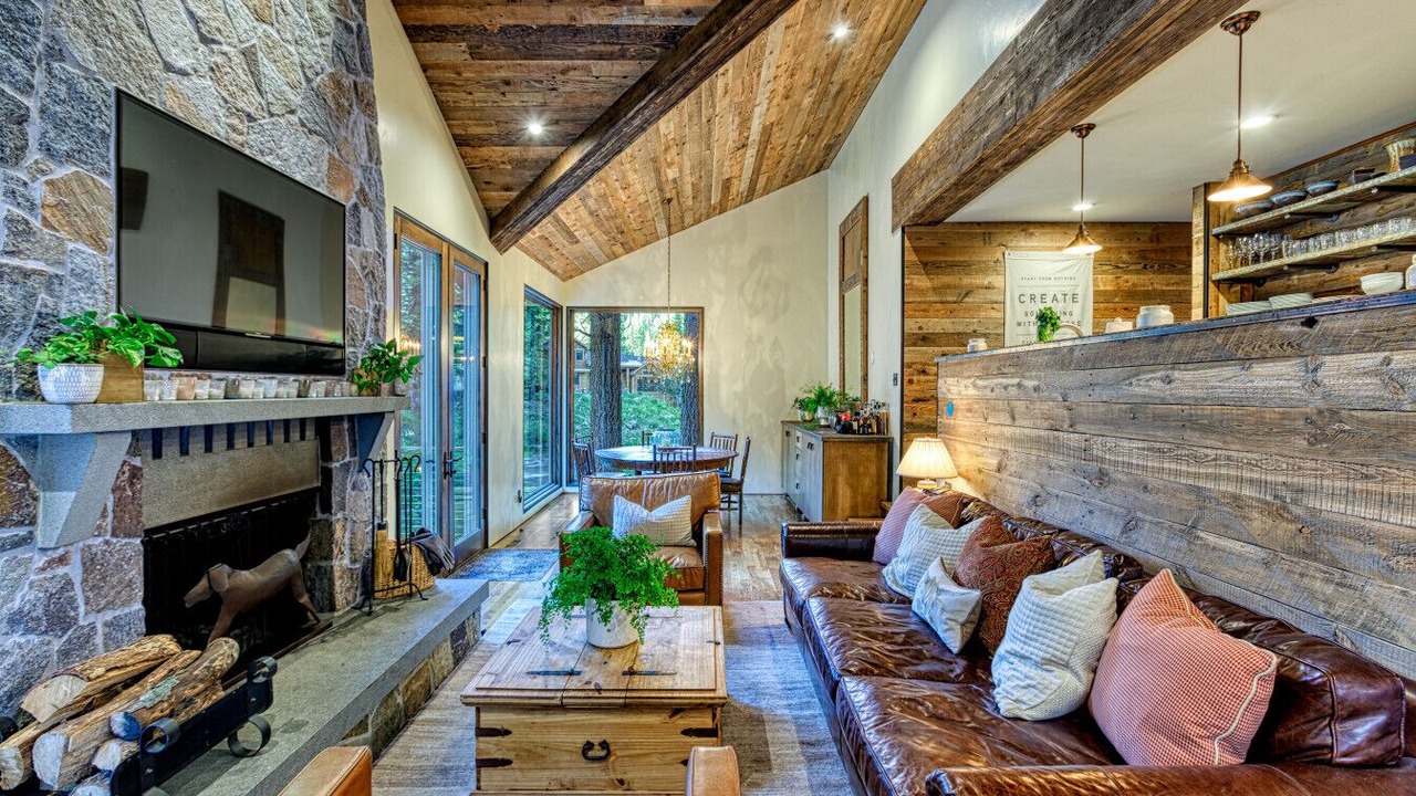 Photo of Livingroom in Tahoe City