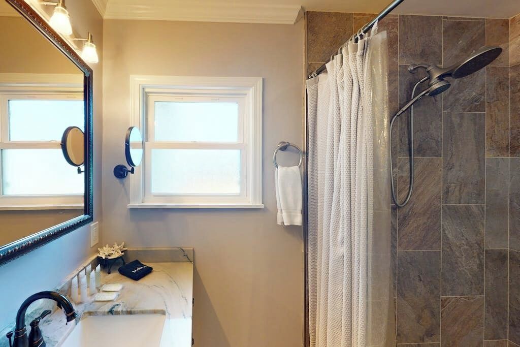 Photo of Bathroom in Del Rey Oaks