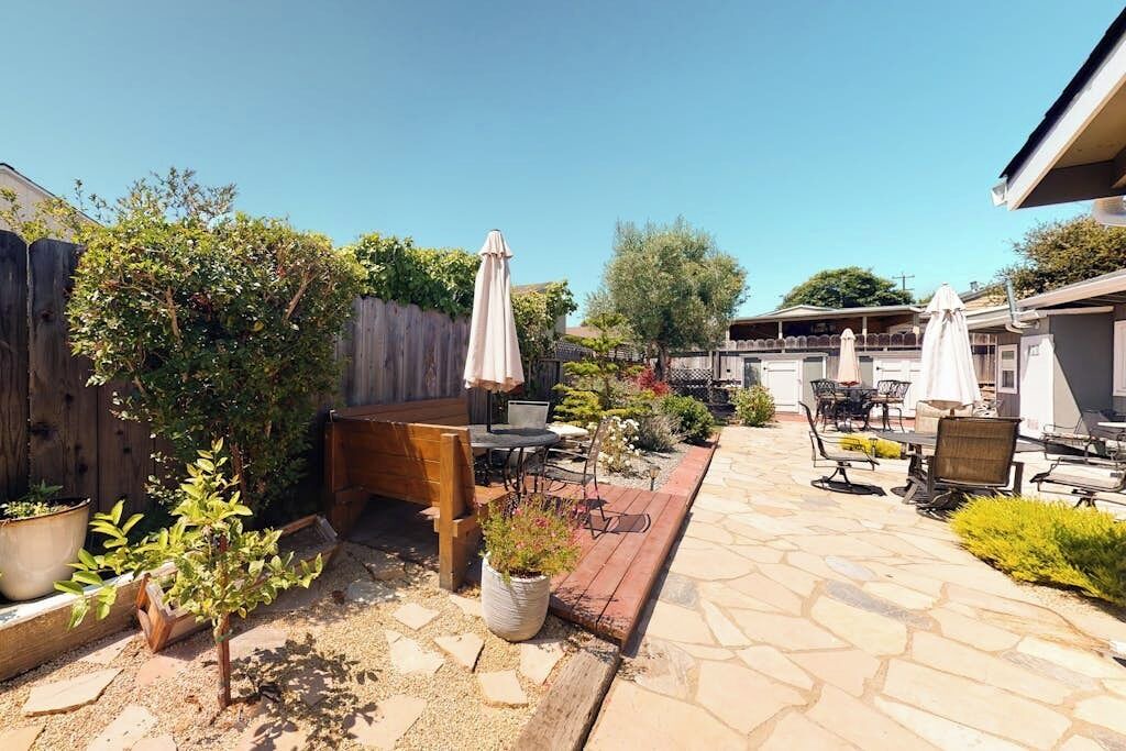 Photo of Outdoor in Del Rey Oaks