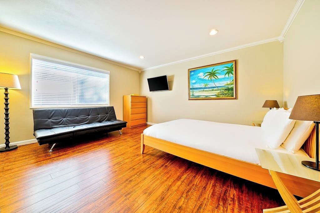 Photo of Bedroom in Anaheim Colony Historic District