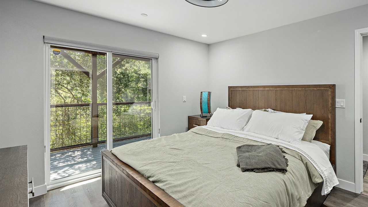 Photo of Bedroom in Lodge Hill