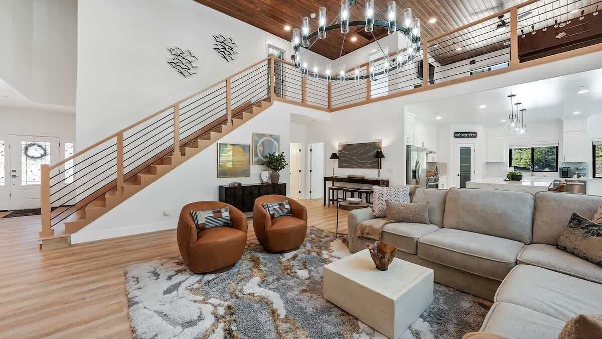 Photo of Livingroom in Shaver Lake
