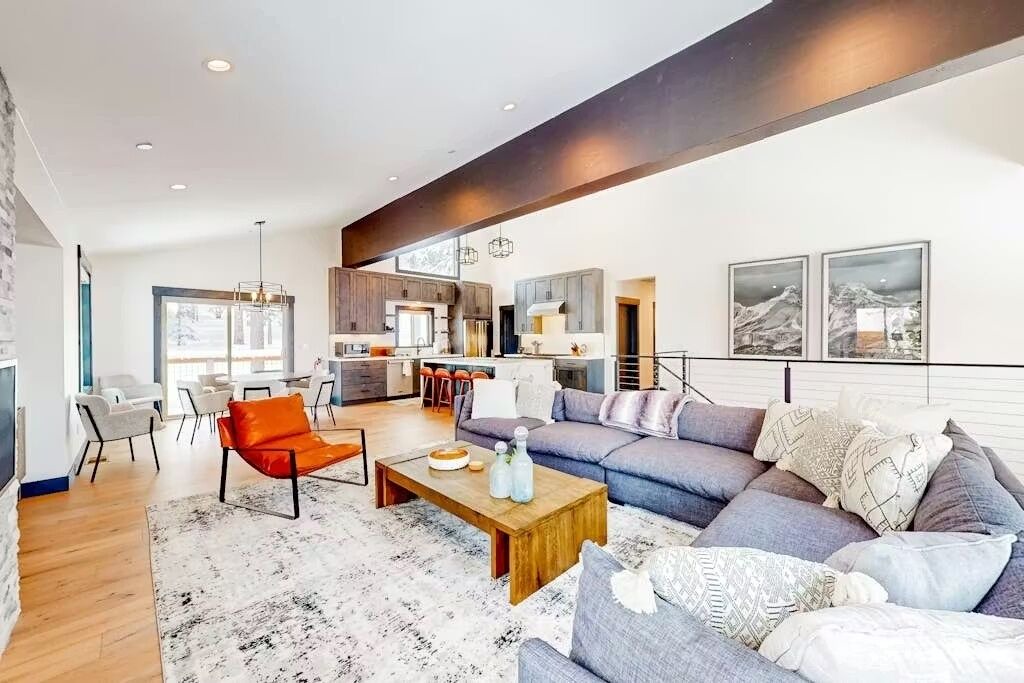 Photo of Livingroom in Truckee