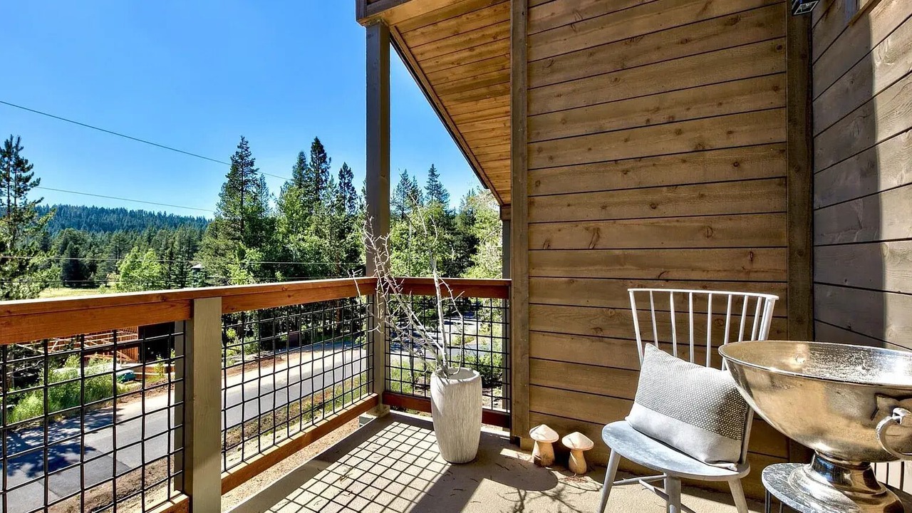 Photo of Patio Balcony in Truckee
