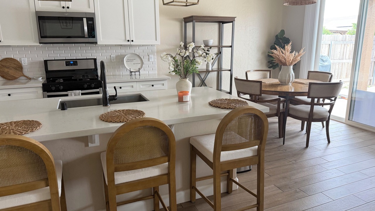 Photo of Kitchen in Hanford