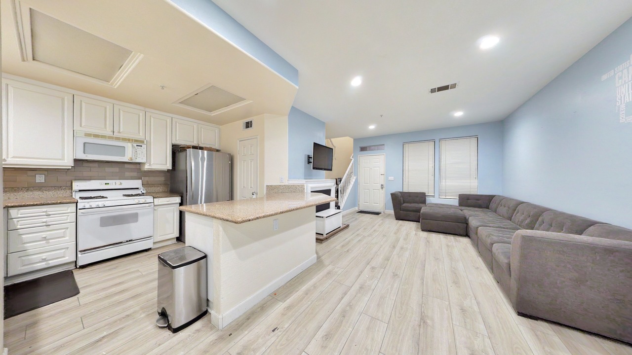 Photo of Kitchen in Anaheim Resort