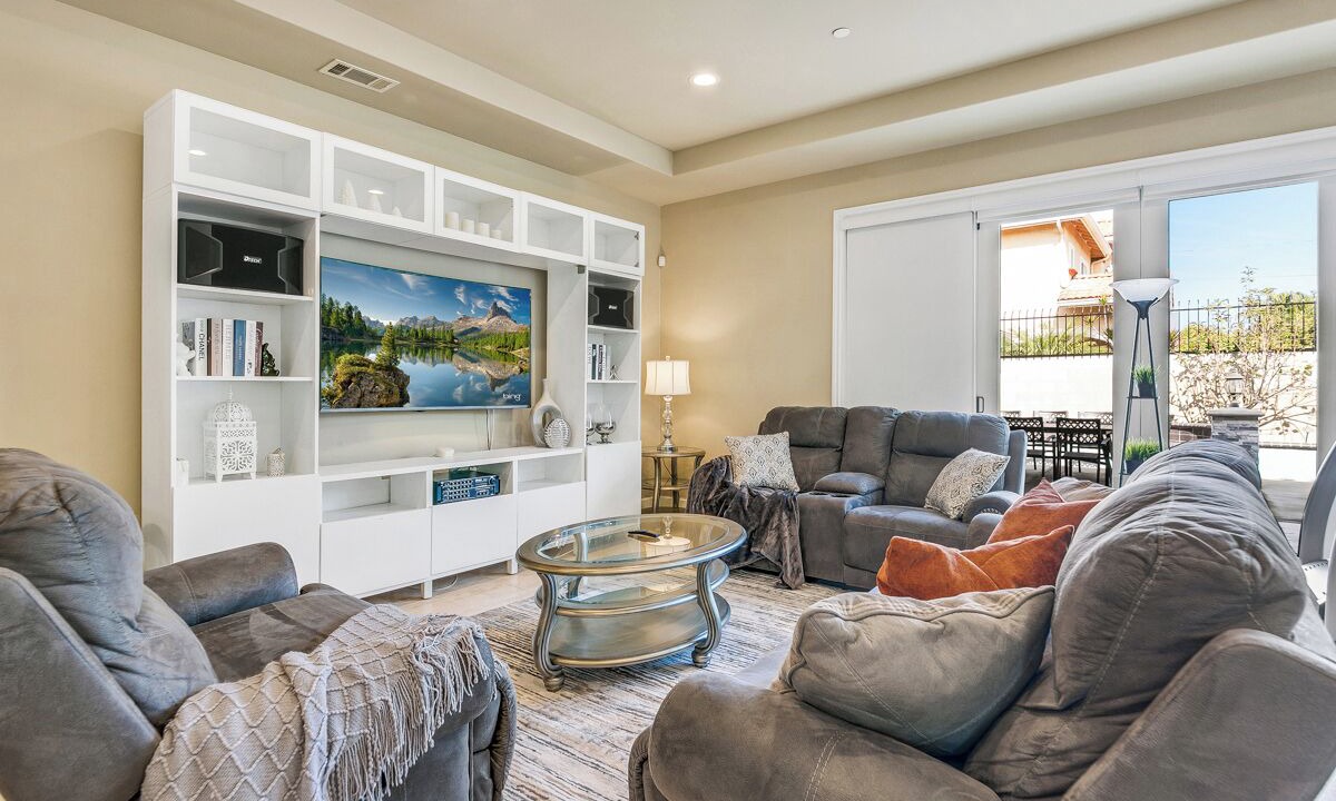 Photo of Livingroom in Garden Grove