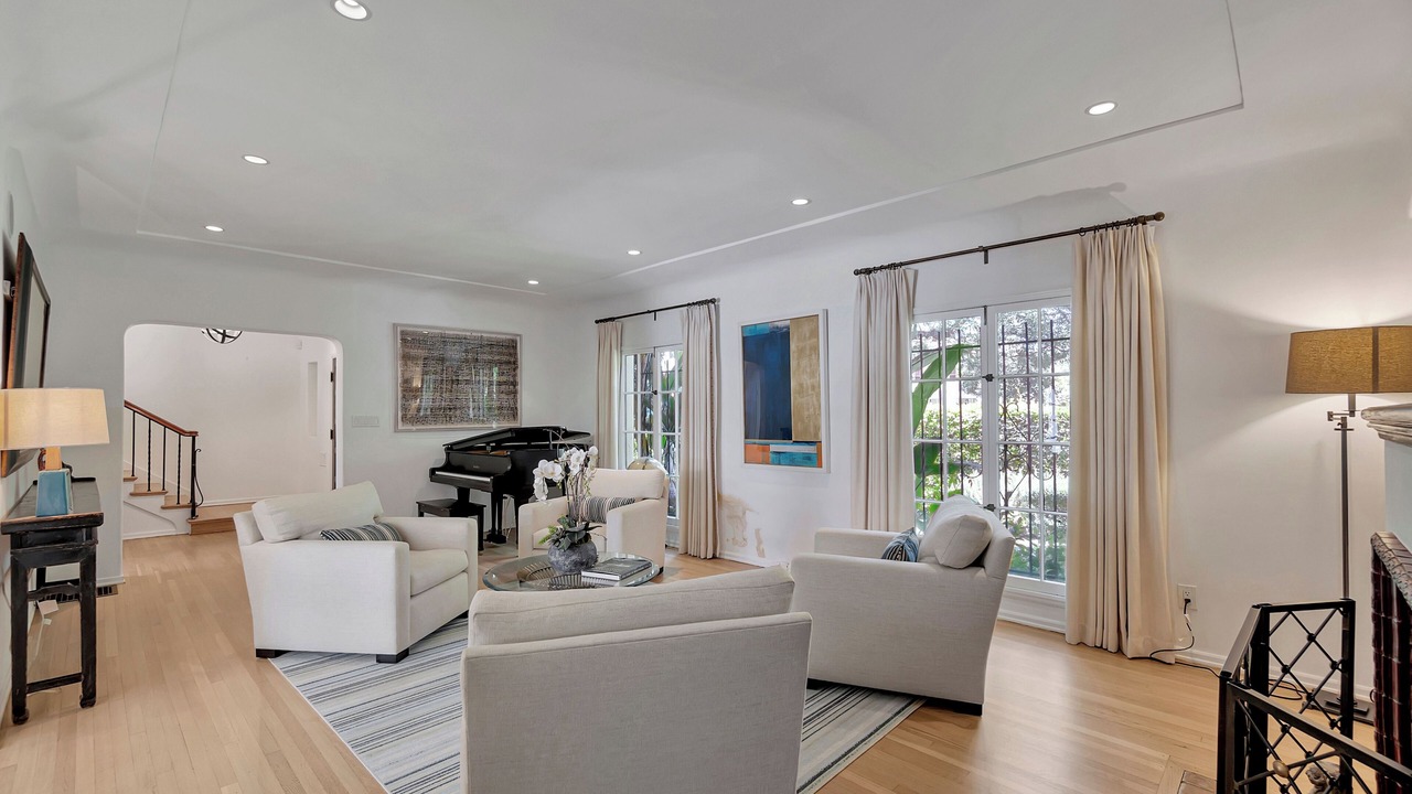 Photo of Livingroom in Hollywood