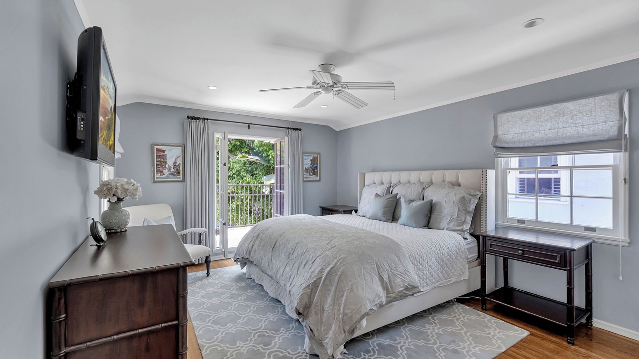 Photo of Bedroom in Hollywood