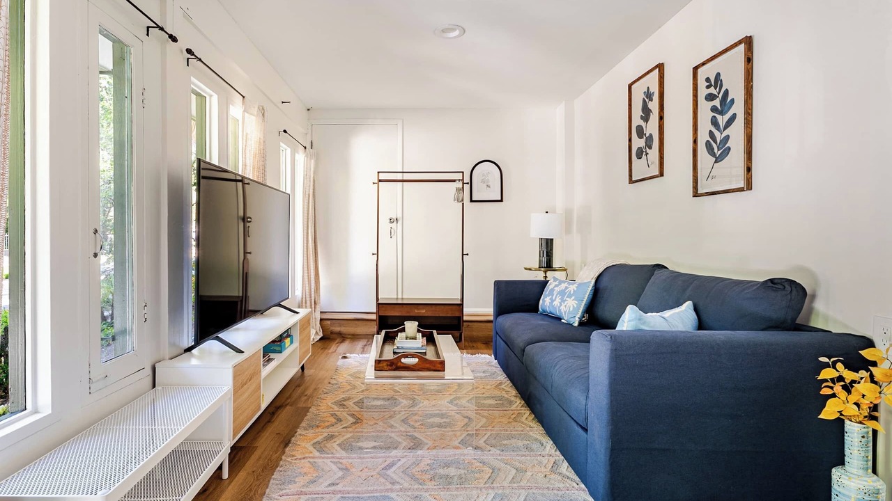 Photo of Livingroom in Chevy Chase
