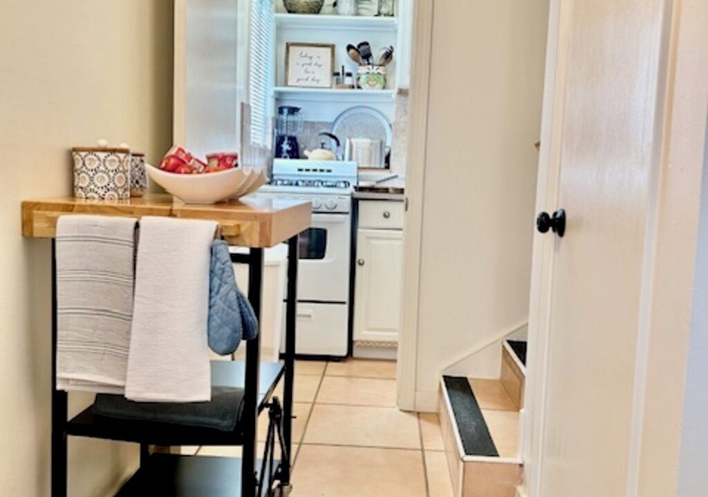 Photo of Kitchen in East Side Costa Mesa