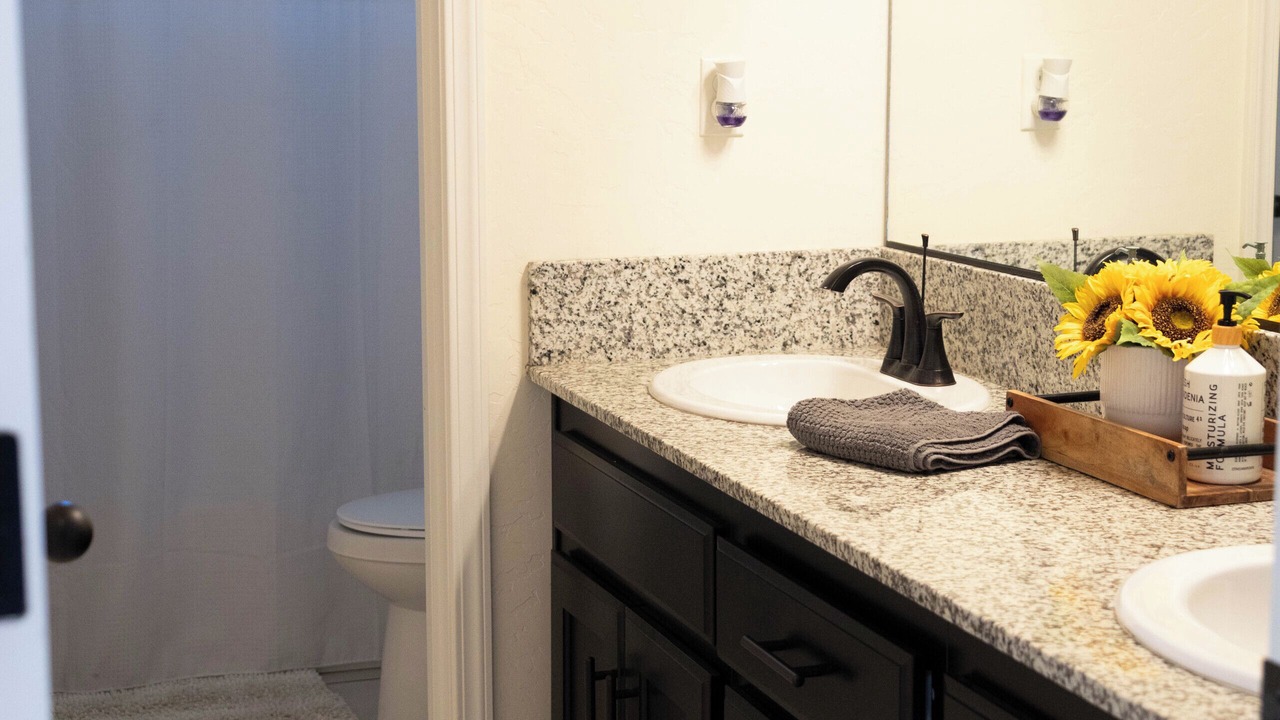 Photo of Bathroom in Tulare