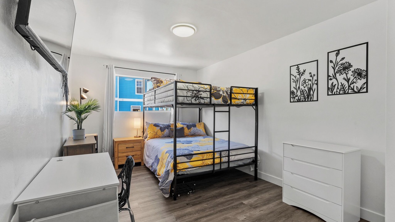 Photo of Bedroom in North Pacific Beach