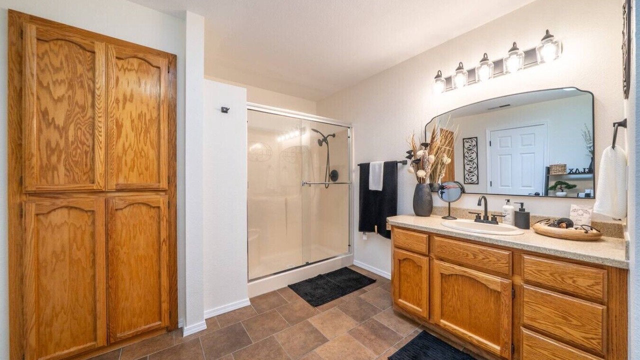 Photo of Bathroom in North Hilltop