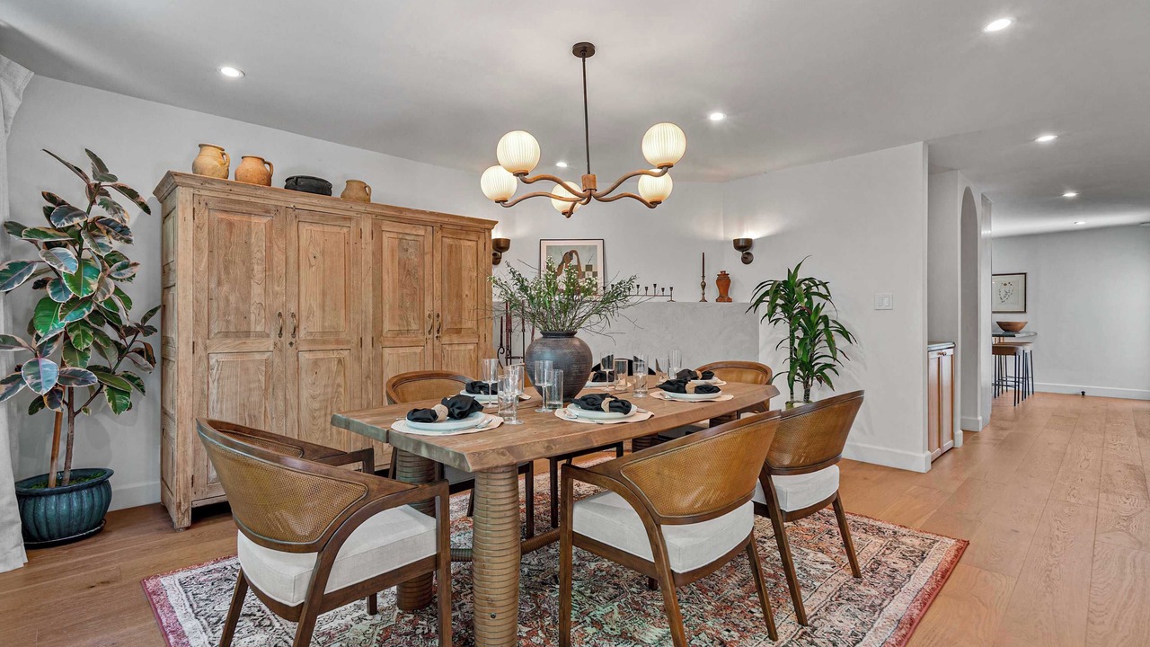 Photo of Bedroom in Hollywood Hills West