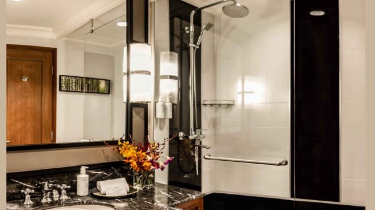 Photo of Bathroom in Orchard