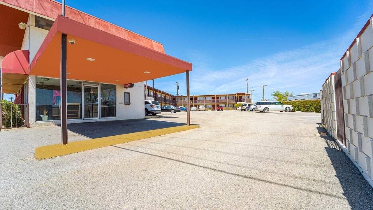 Photo of Others in Mojave