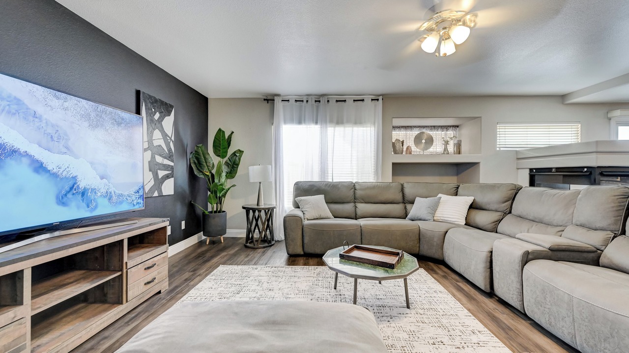 Photo of Livingroom in Silverado Ranch