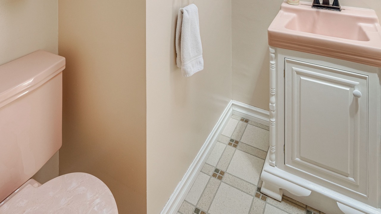Photo of Bathroom in Allied Gardens