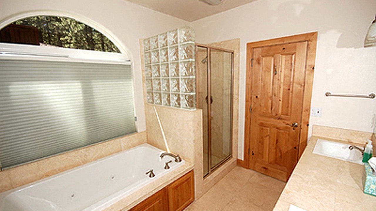 Photo of Bathroom in Montgomery Estates