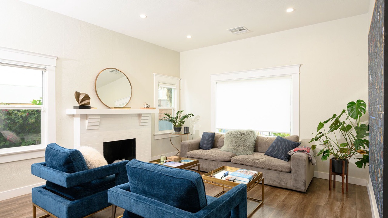Photo of Livingroom in Mid City
