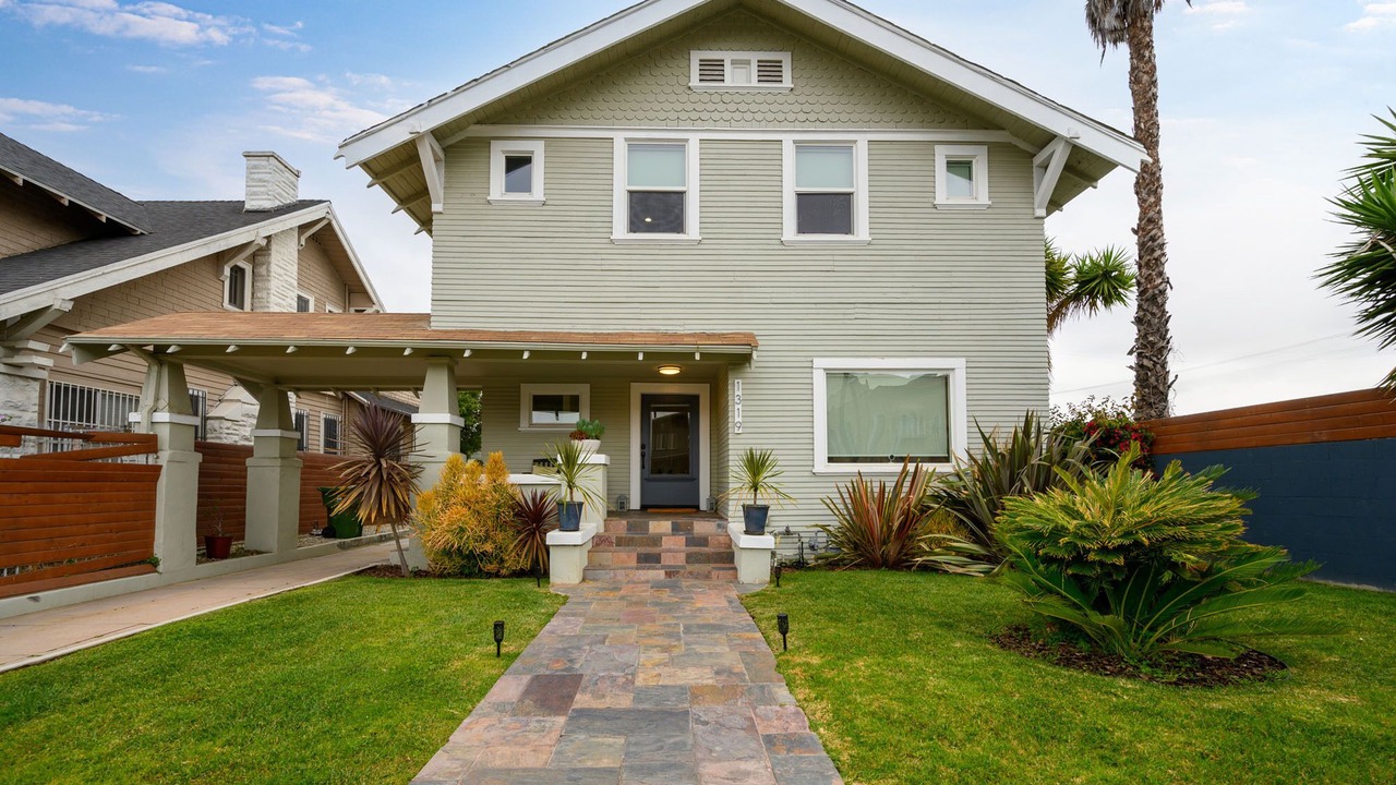 Photo of Outdoor in Mid City