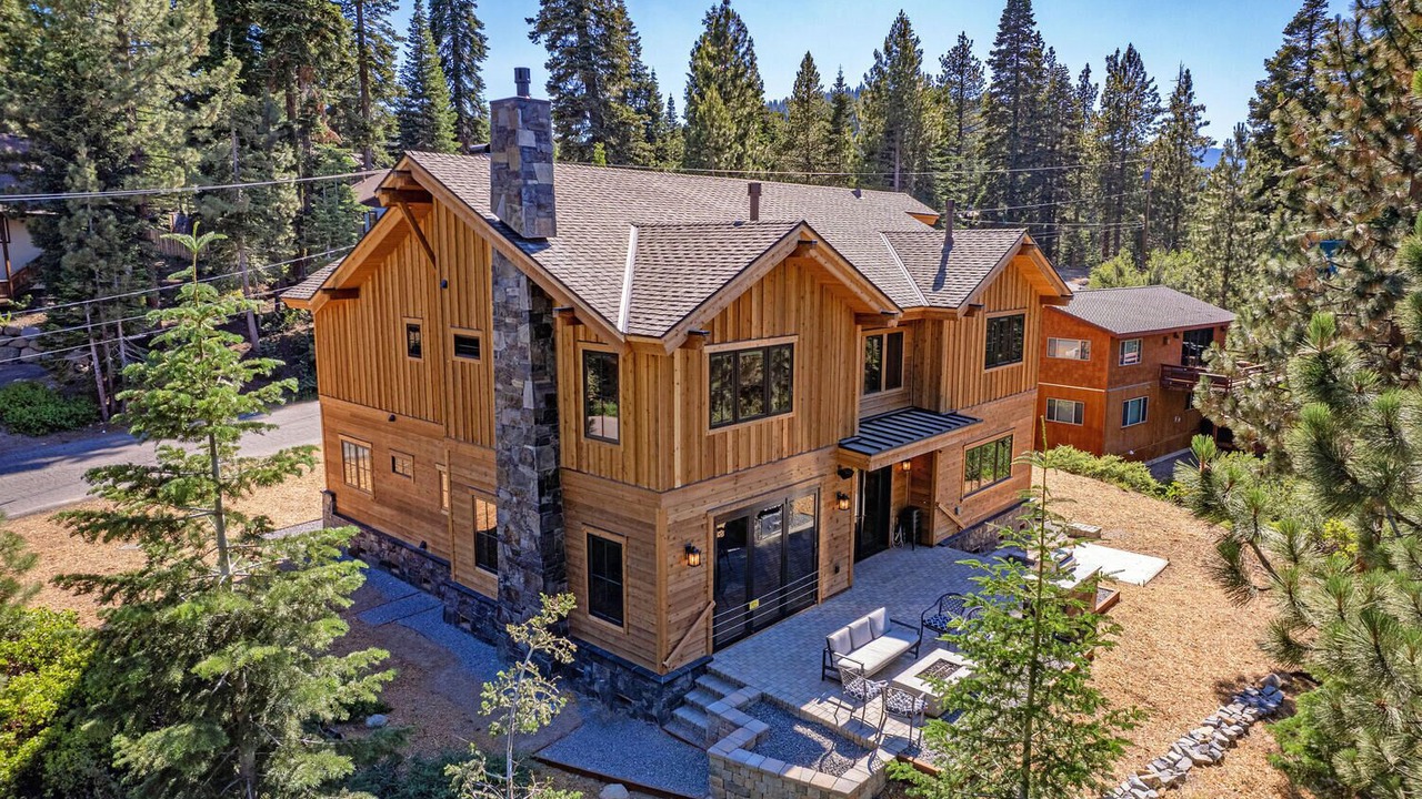 Photo of Outdoor in Comstock Acres