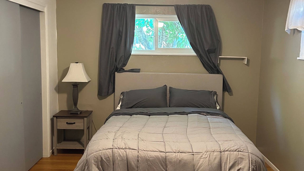 Photo of Bedroom in Dunsmuir