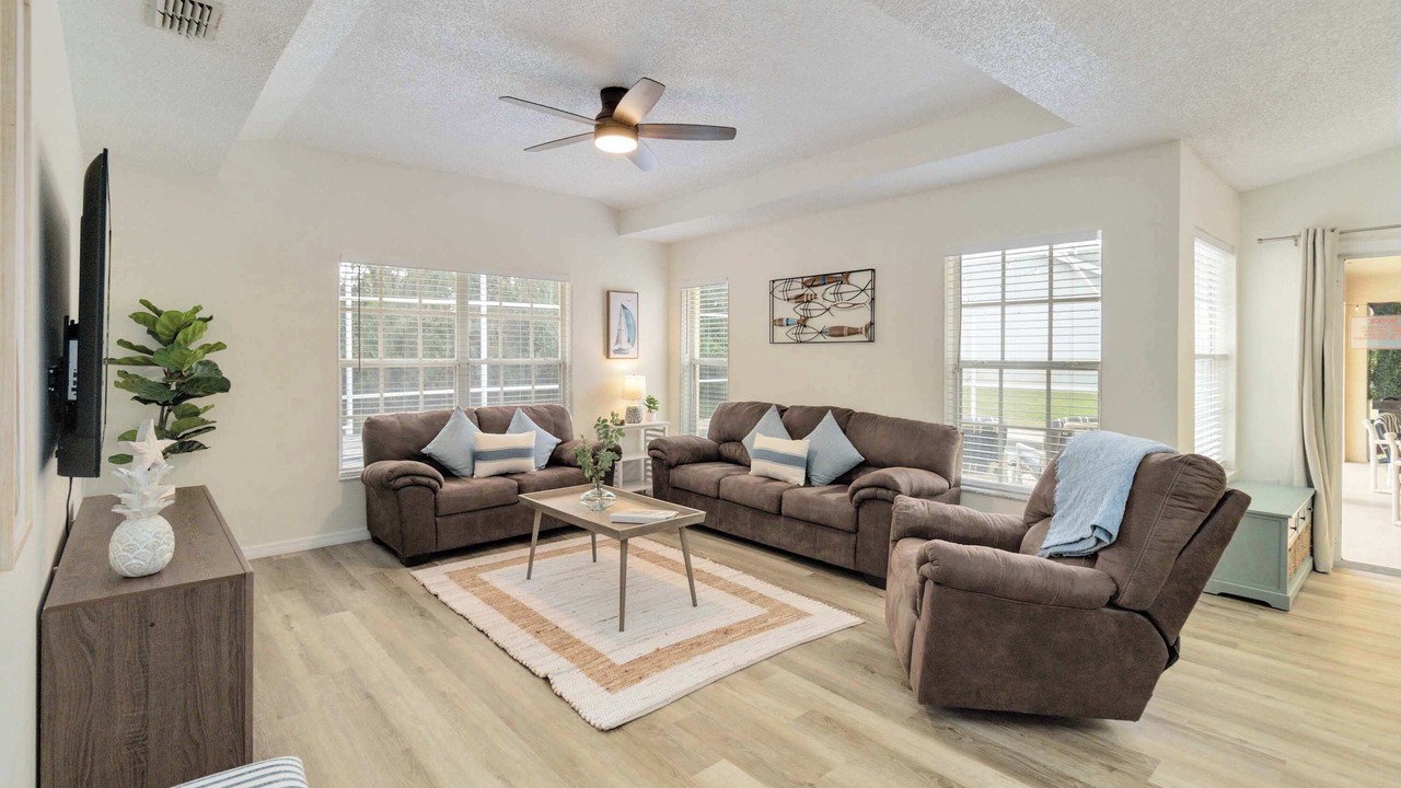 Photo of Livingroom in Sunridge Woods