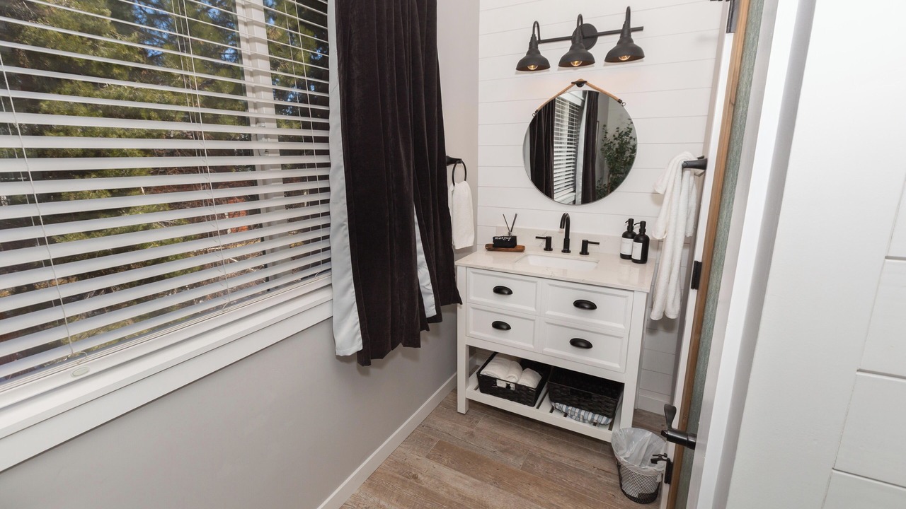 Photo of Bathroom in Tahoya Shores