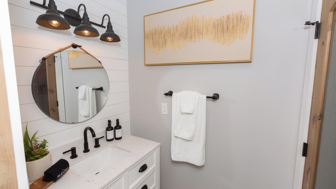 Photo of Bathroom in Tahoya Shores