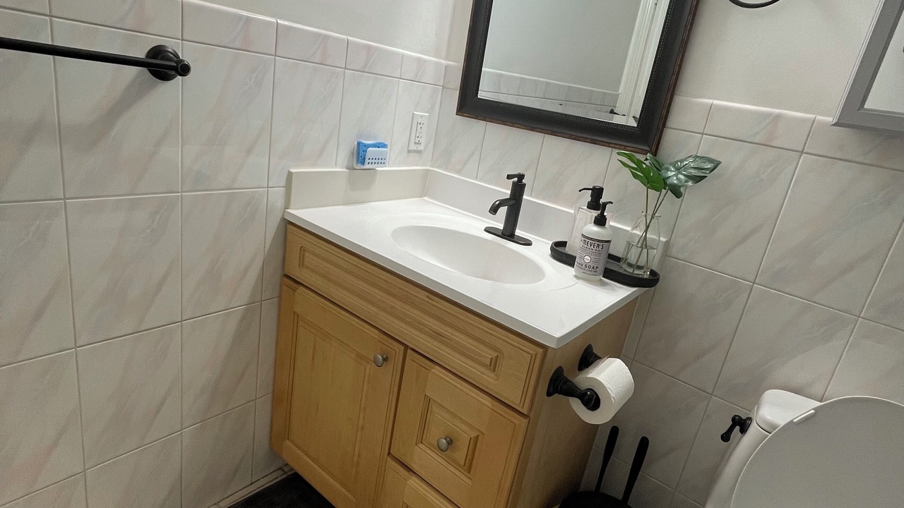 Photo of Bathroom in Outer Sunset