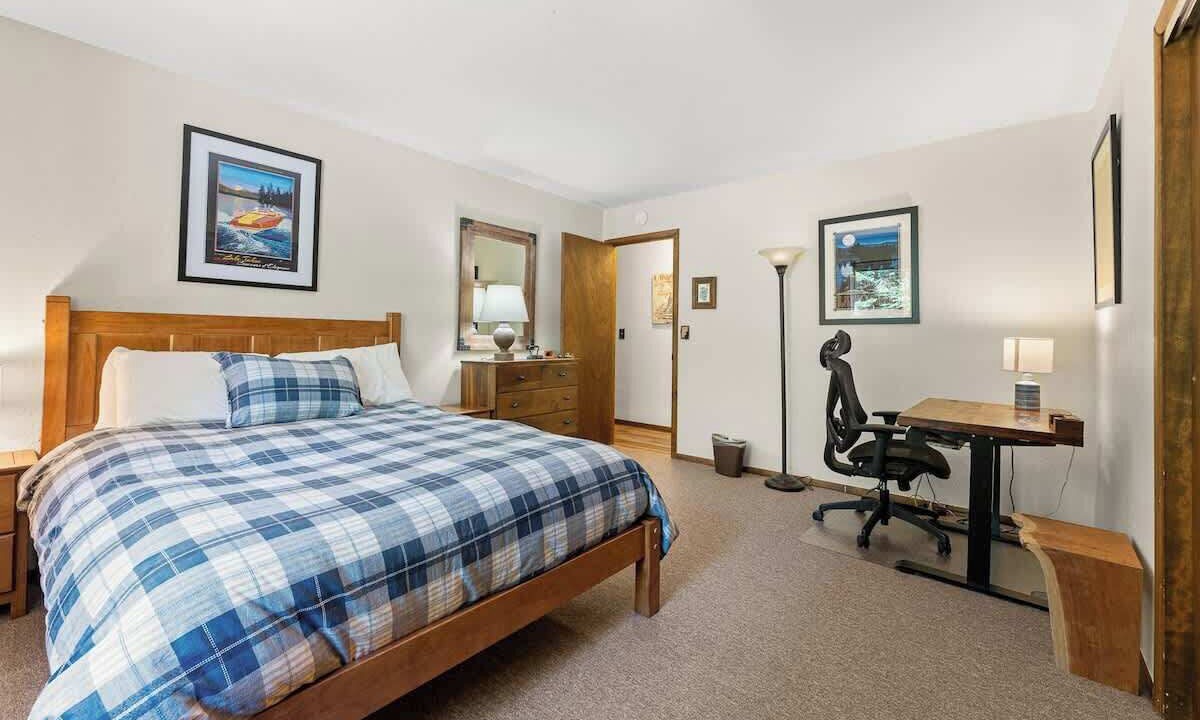 Photo of Bedroom in Kingswood Estates